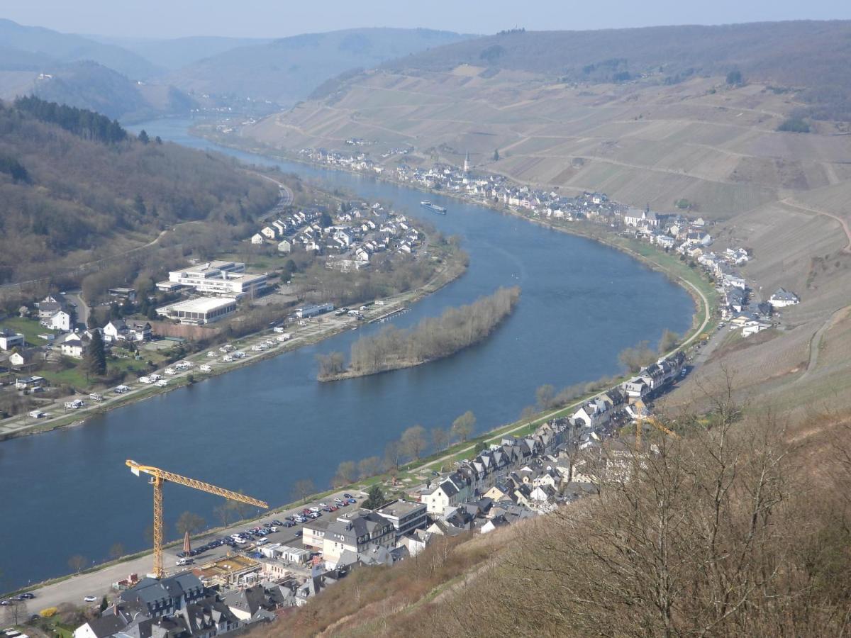 Ferienwohnung "Off Born" Familie Bremm Zell an der Mosel Zewnętrze zdjęcie